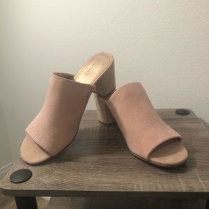New! Kenneth Cole mules